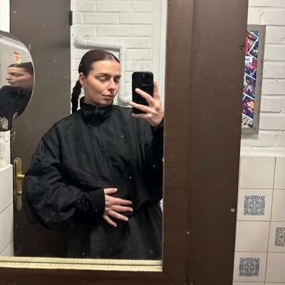 Carlarvts's profile picture. 