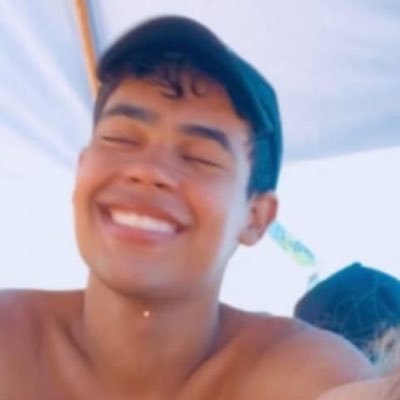 LucasLi55215475's profile picture. Que se foda, ainda posso dar o meu melhor...