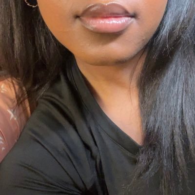 ThiccVirg0's profile picture. 25. Queer.