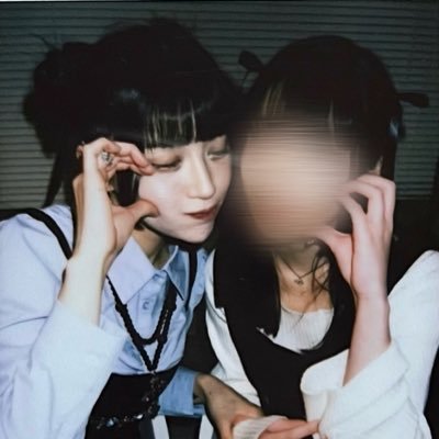 成人済/音楽垢😾🖤 @rei_Nevermind