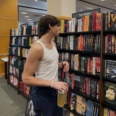 MeriTishnagi's profile picture. Conversations, tea, long drives, Sangam, traveling. That sums up most of my Life.

Lawyer/Consultant/Human