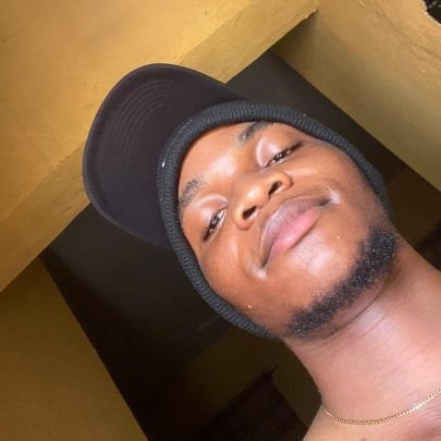 nfdeplug's profile picture. Y'all follow my IG 😤