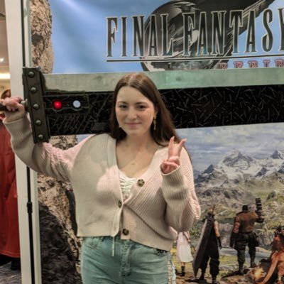 georgiahollins's profile picture. tv floor runner. just trying to get by 🌸 {she/her}.