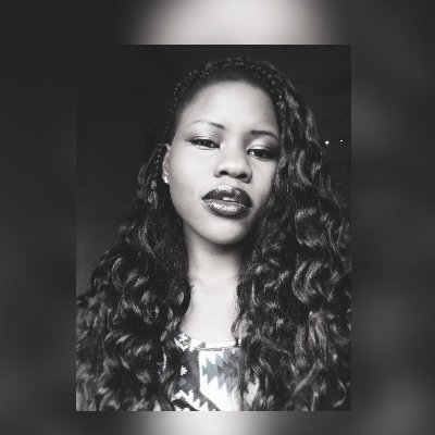 Chocolate skinned African.😊 God's own handiwork. Jesus girl. I stan @jamiegraceh. Humorous. Writer. Singer. Cook/Baker. Poet.
I'm blessed!
🇳🇬