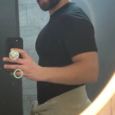 hellion_shadow's profile picture. horny always, Gay always