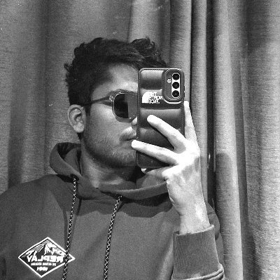 senior software engineer.
i build stuff with code (and break stuff with AI)