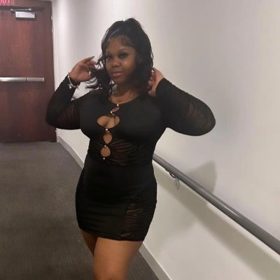 zamia23yan's profile picture. 