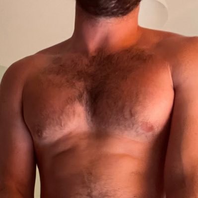 UK otter, lover of all things hairy. #hotnheavy #bodypositive #erotterca 🇬🇧🐻🍆💦