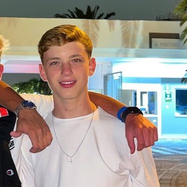 LeoLacerda17's profile picture. insta: leo.lacerdaaa