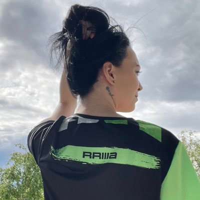 riiaggs's profile picture. streamer @roundsgg