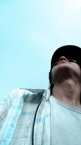Não Gosto muito De Descriçao, Por que Elas So Servem Pra Resume Quem Somos,. Sou Dono,.DO Perfil. @CadaSentimentos Sigam