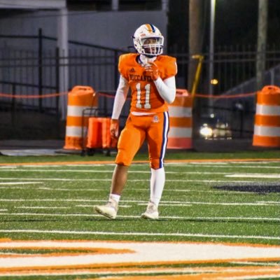 ▪️Christ follower▪️Class 2027 Beech HS ▪️🏈DB🏀PG▪️4.0 GPA▪️All County Football/Basketball