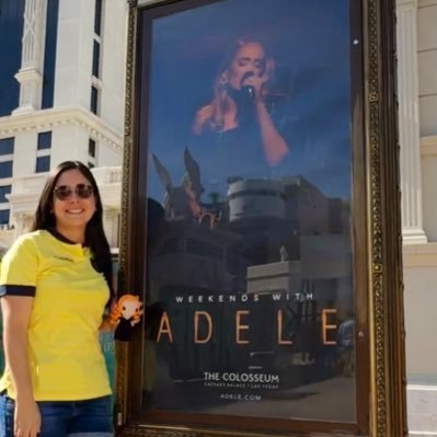 A un gran corazón, ninguna ingratitud lo cierra, ninguna indiferencia lo cansa ❣️ #Adele Grace Saw Adele in Vegas 03/11/23 🤩