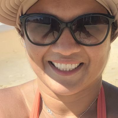 Analista de RH,esposa do Filipe, mãe do Pedrinho, Espirita kardercista, Carioca morando em Vix ❤️