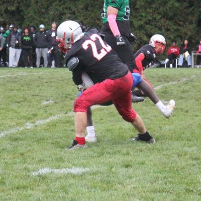 5’ 11” 210 lbs | ILB/OLB/DE/FB/RB | C/O 26🇨🇦27🇺🇸| Lorne Park Secondary School