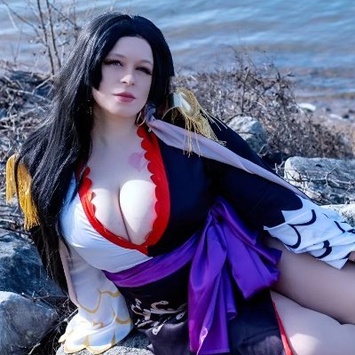 Hiya! My name is Angel. I am a 27yr old fem cosplayer. I have been cosplaying for 12 yrs and love it so much. I am based in the east coast. DM for sexy photos