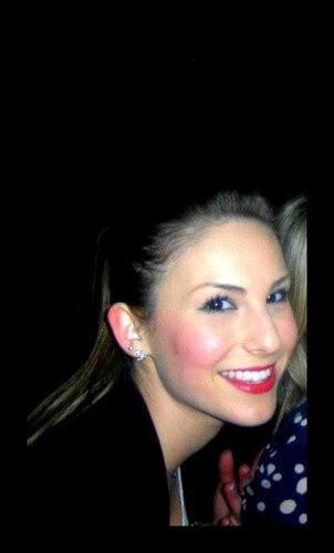 JessicaRoncali's profile picture. 