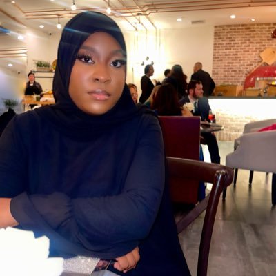 I make the best serum for breakouts and dark marks. Norf Philly gworl. Esthetician. IG: @tayhayyes