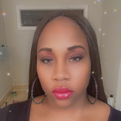 Talented, Licensed Nail Tech and a gamer as well