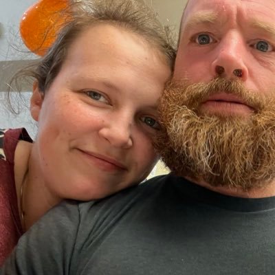 Happily Married š©š¼āā¤ļøāšØš¼ Mama Bear š» Bookworm š