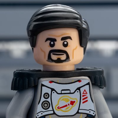 Agaethon's profile picture. I’m a dad, husband, video director, editor & motion graphic designer. By night; an AFOL, brickographer, gamer, Star Trek, Star Wars & general Sci-Fi-fan! 🫡🖖