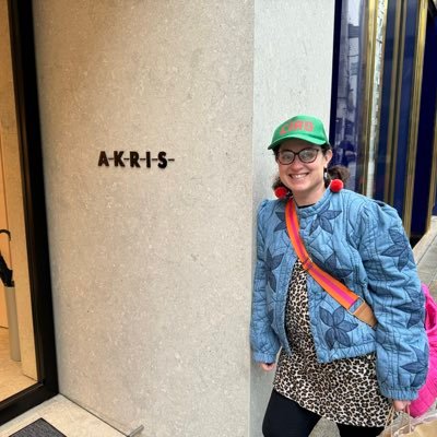 kristinbartus's profile picture. **Don’t be alarmed, this is just my vibe.** Writer, feminist, mom. Fan of personalized license plates, hair salon puns, & torturous karaoke. Go Blue 〽️ She/her