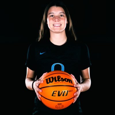 Josie Hanks Profile