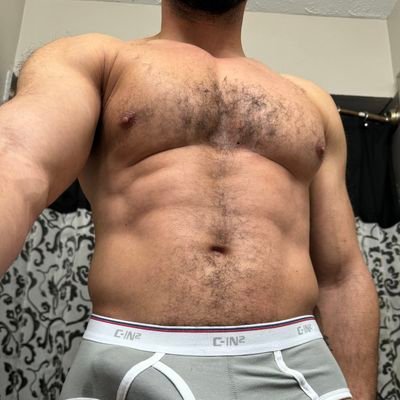 18+ & NSFW | Gay porn content| Interested in hairy alphas dads, mansmells, cumstained briefs, himbos, gooners, bbc, bwc, big meaty male soles, etc.