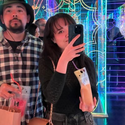 DarDarLandGG's profile picture. Techie, foodie, left-handed gamer and your once in a month streamer • 🇳🇱🇻🇳