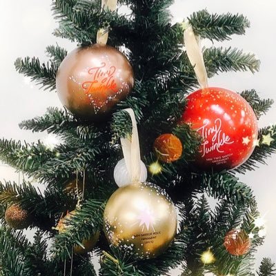 523gyungyn's profile picture. 🧼jbj 95大好き💗💗美容/メイク/ケンタ サンギュン 🍓🍓🍓 ３人家族です💏 🌸 懸賞は当たらないけど、愛を込めてきちんと当選報告もさせていただきます🎅🧼 🧼🎅 🧼🎅