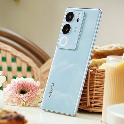 phonezone165554's profile picture.