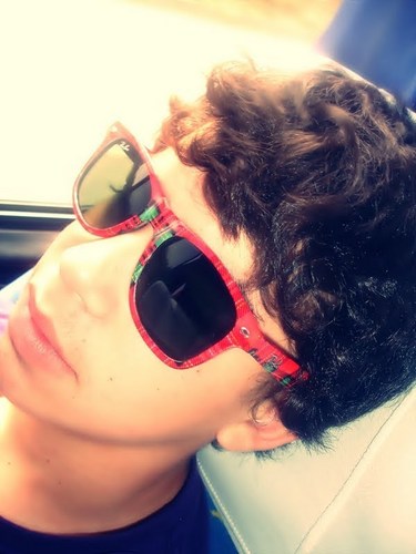 BeebeCute's profile picture. Segue ? Sigo de Volta =)