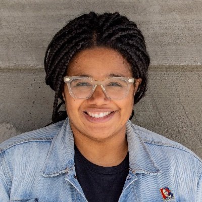 Working to build strong, inclusive communities.
Pronouns: she/her