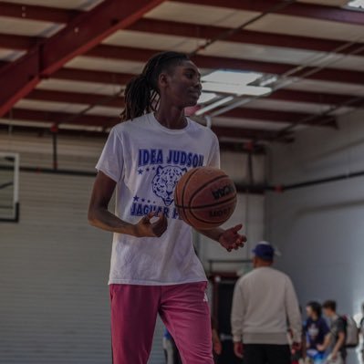 C/O: 2024 |6’1 | Idea Judson College Prep  | Guard| @sakinghoops | 3.92 GPA| 135lb