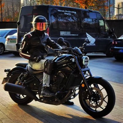 Leebestgood's profile picture. 知行合一。