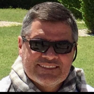 Ingeniero Electricista, apasionado Carpintero, URIBISTA hasta la médula, Soy Cabal, Busca pleitos profesional.“Tunito” , Republicano y seguidor de Donald Trump.