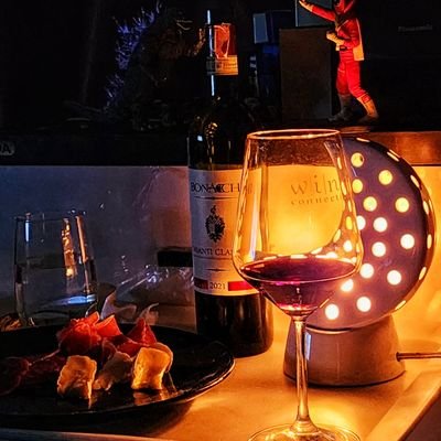 หนุ่มหุ่นหมี พุงพุ้ย ทวิตเรื่อยเปื่อย Wine lover,Hangout, Party, Home Cook