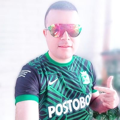 Profesor y Periodista Deportivo🇨🇴🇧🇷🎙️⚽, Instagram: @djguille_sinfiltros 🎧 @djguillecolombia 🎙️⚽ Twitter spaces: 🐦@verdolagassf 🇳🇬