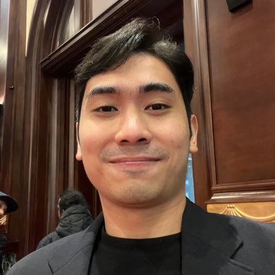 c4loninfluencer's profile picture. Pengen hidup tenang, nyaman, dan punya Tesla