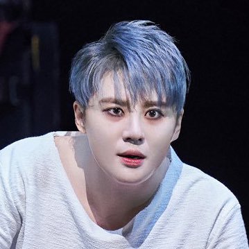 cong_sxa's profile picture. 너와 눈을 맞췄던 날에 머물러 있어 | fan account