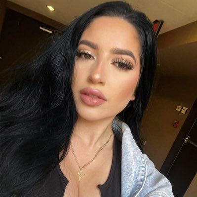 arlenexegm's profile picture. 