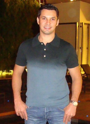 schvertz's profile picture. 