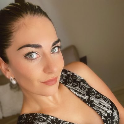 Apostar a la fuerza de la vida
-CAPRICORNIANA-