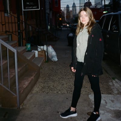 AllisonSimone's profile picture. Highly experienced media & vegan treat consumer