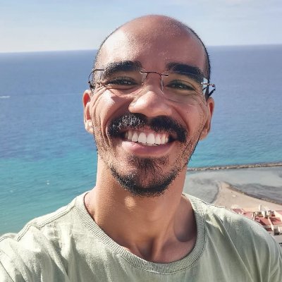 Assistant Professor #NewPI @uff_br 🟦🇧🇷 | Marine bacteriologist 🦠🧫🌊 | Bacterial genomicist 👨🏾‍💻🦠🧬📊 | Co-founder @prideinmicro | he/him🏳️‍🌈