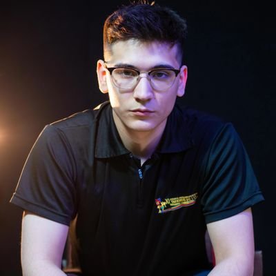 CEO & Founder of @IvernaEsports | Professional Esports Management (ITBA | UDESA) |
Human Resources Specialist |

Hablemos de Esports y Talento 🤟💜👨‍🏫