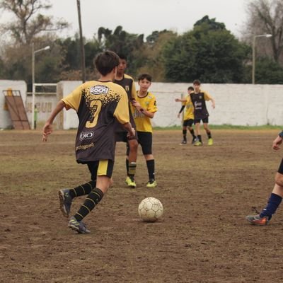 🏴‍☠️La vida me hizo de Belgrano y yo hice de Belgrano mi vida🩵
\(87)/