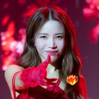 애용 (@meowmeowyong) 's Twitter Profile