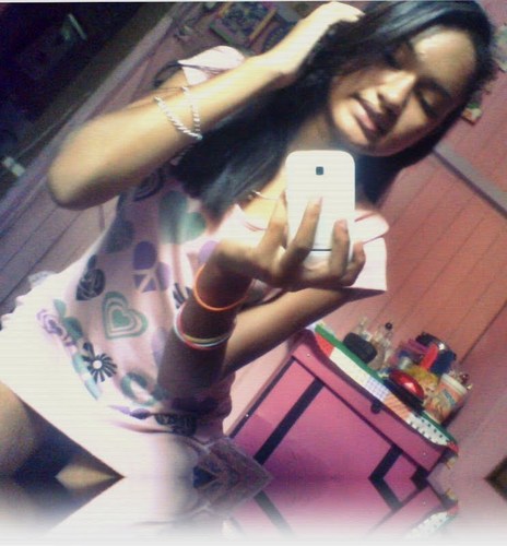 eu sou linda e fofa , me segue ?