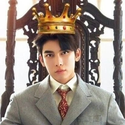 #MewSuppasit 👑 ❤️
Mew Suppasit is my King 👑
#Mewlion 🦁 #OnlyForMew #SupportMewTul
@MSuppasit 
@suppasitch.official
SORRY BUT NO